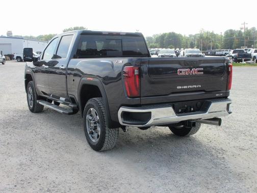 2025 GMC Sierra 2500 SLT