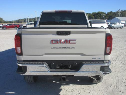 2026 GMC Sierra 2500 SLE