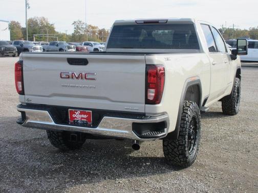 2026 GMC Sierra 2500 SLE