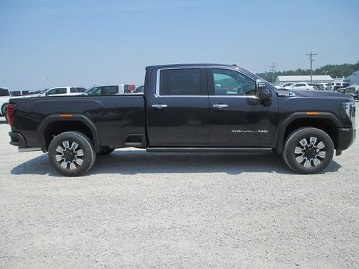 2025 GMC Sierra 3500 Denali