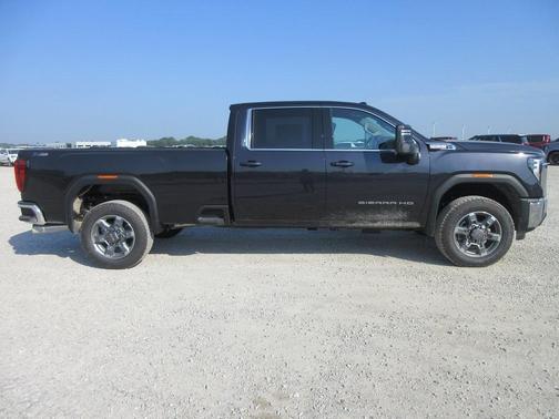 2025 GMC Sierra 3500 SLE