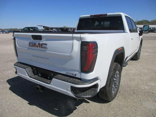 Summit White 2026 GMC Sierra 2500 AT4