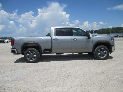 2025 GMC Sierra 2500 SLE