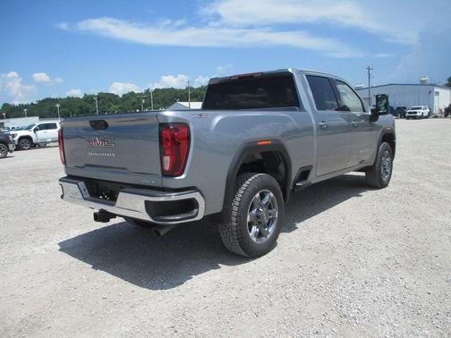 2025 GMC Sierra 2500 SLE