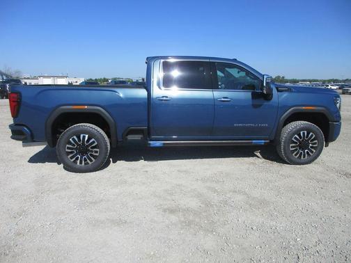 Metallic 2026 GMC Sierra 2500 Denali Ultimate