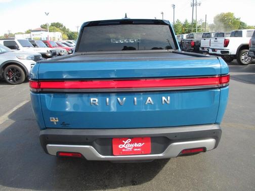 2022 Rivian R1T Adventure Package