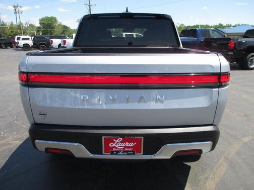 2024 Rivian R1T Adventure Package