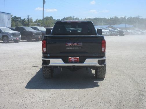 2025 GMC Sierra 2500 SLE