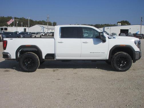 2026 GMC Sierra 2500 SLE
