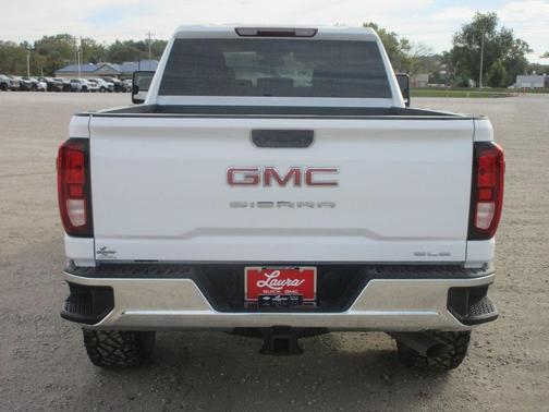 2026 GMC Sierra 2500 SLE