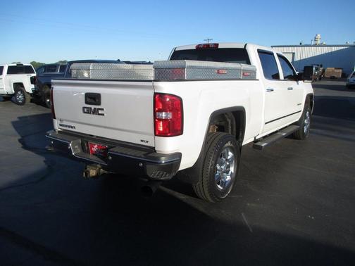 2018 GMC Sierra 2500 SLT
