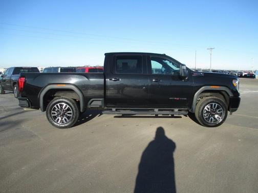 2021 GMC Sierra 2500 AT4