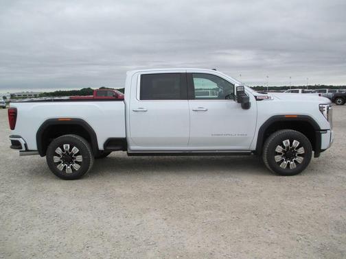 Glacier White 2026 GMC Sierra 2500 Denali