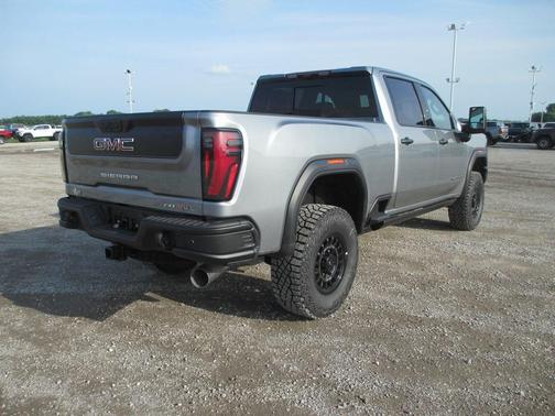 2025 GMC Sierra 2500 AT4X