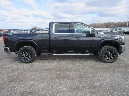 2026 GMC Sierra 2500 SLT