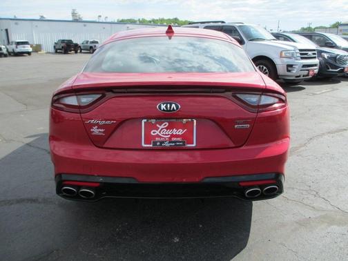 2018 Kia Stinger GT2