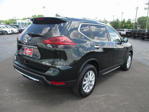 2018 Nissan Rogue SV