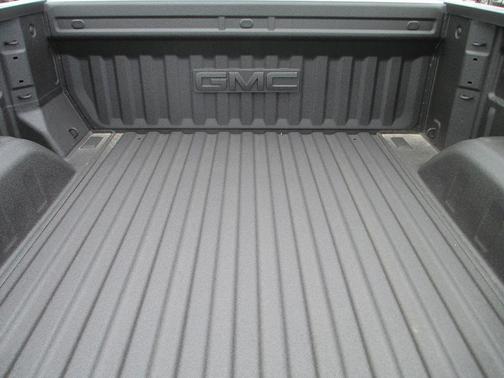 Summit White 2026 GMC Sierra 1500 AT4