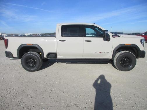 2026 GMC Sierra 2500 AT4X