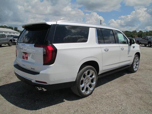2025 GMC Yukon XL Denali