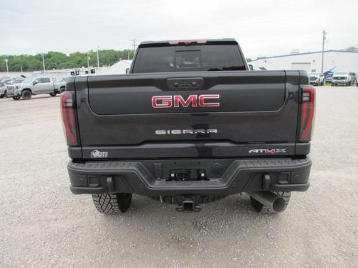 2025 GMC Sierra 2500 AT4X