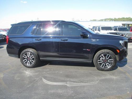 2022 GMC Yukon AT4