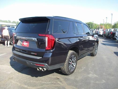 2022 GMC Yukon AT4