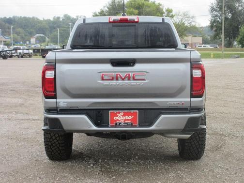 2025 GMC Canyon AT4