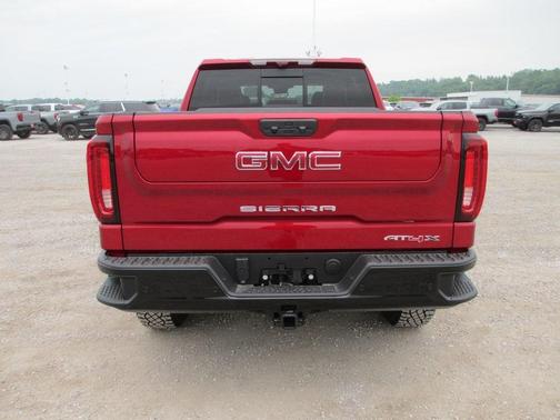 2025 GMC Sierra 1500 AT4X