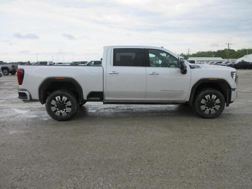 2025 GMC Sierra 2500 Denali