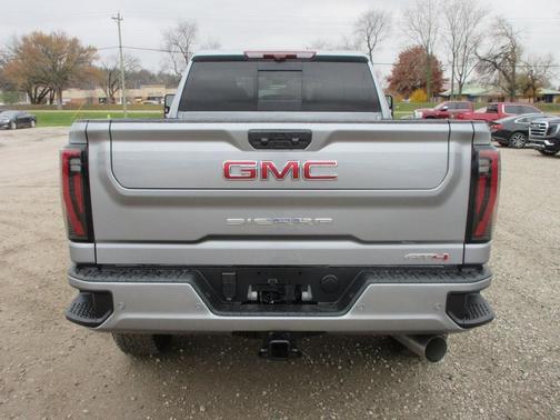 2026 GMC Sierra 3500 AT4