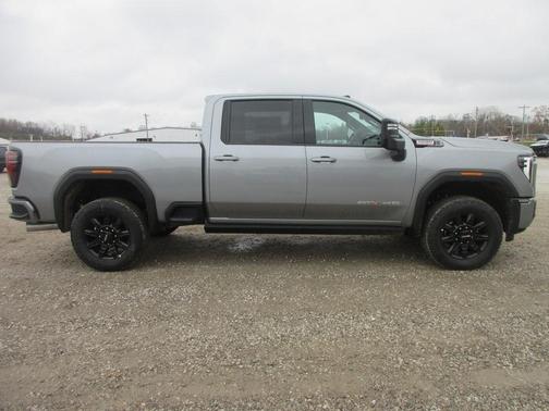 2026 GMC Sierra 3500 AT4