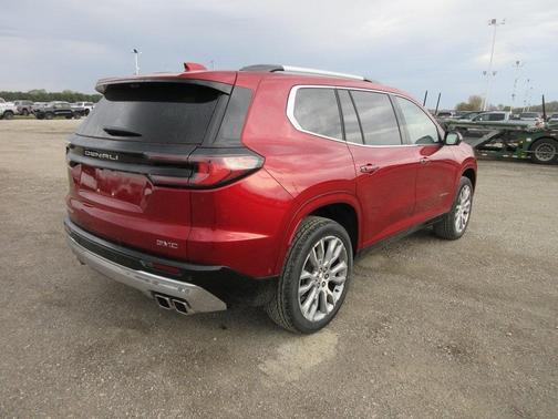 2025 GMC Acadia Denali