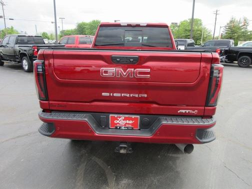 2024 GMC Sierra 2500 AT4