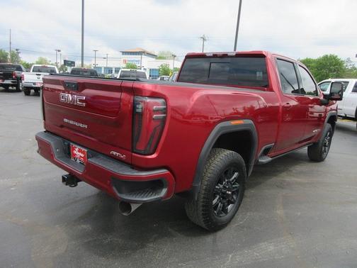 2024 GMC Sierra 2500 AT4