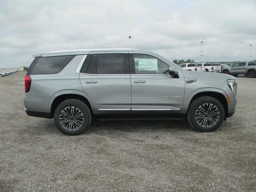 2025 GMC Yukon Elevation