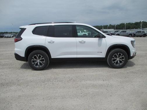 2025 GMC Acadia AT4