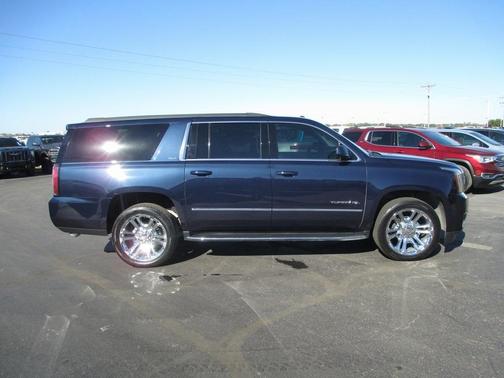 2020 GMC Yukon XL SLT