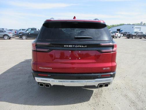 2025 GMC Acadia Denali