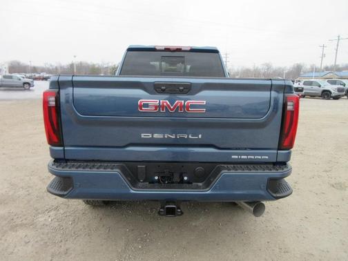 2025 GMC Sierra 2500 Denali