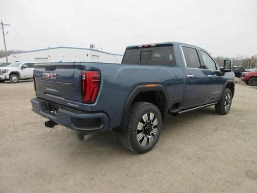 2025 GMC Sierra 2500 Denali
