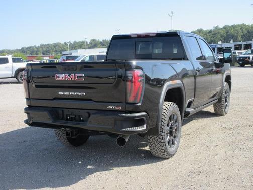 2025 GMC Sierra 2500 AT4