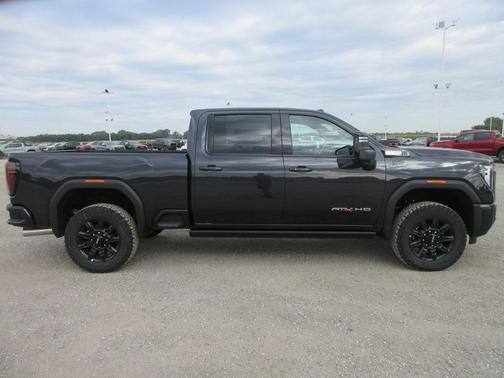 2026 GMC Sierra 2500 AT4