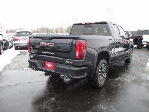 2022 GMC Sierra 1500 AT4