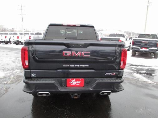 2022 GMC Sierra 1500 AT4