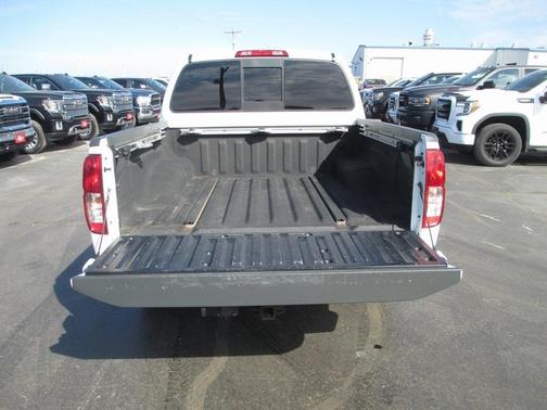 2020 Nissan Frontier SV