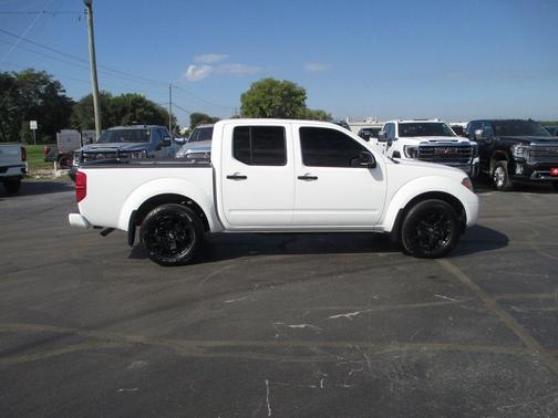 2020 Nissan Frontier SV