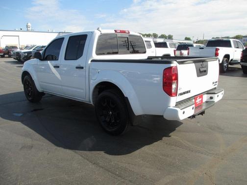 2020 Nissan Frontier SV