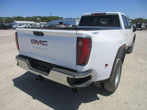 Summit White 2026 GMC Sierra 3500 SLE