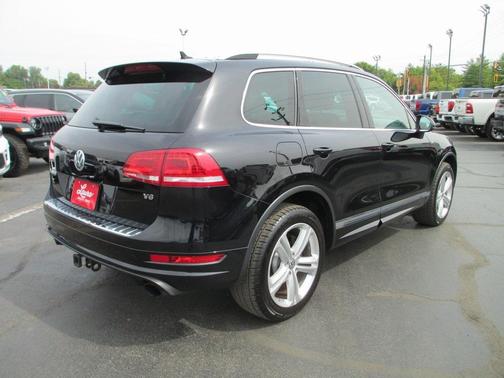 2014 Volkswagen Touareg Sport
